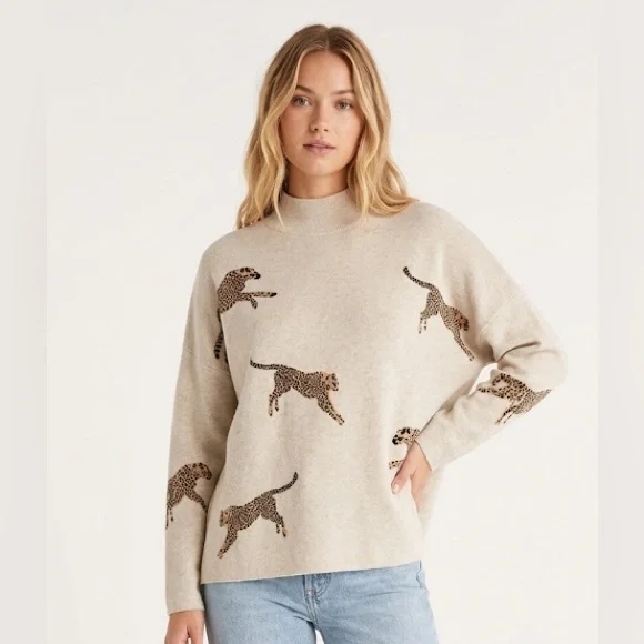 Entro leopard print sweater size large with high side slits - Picture 1 of 9